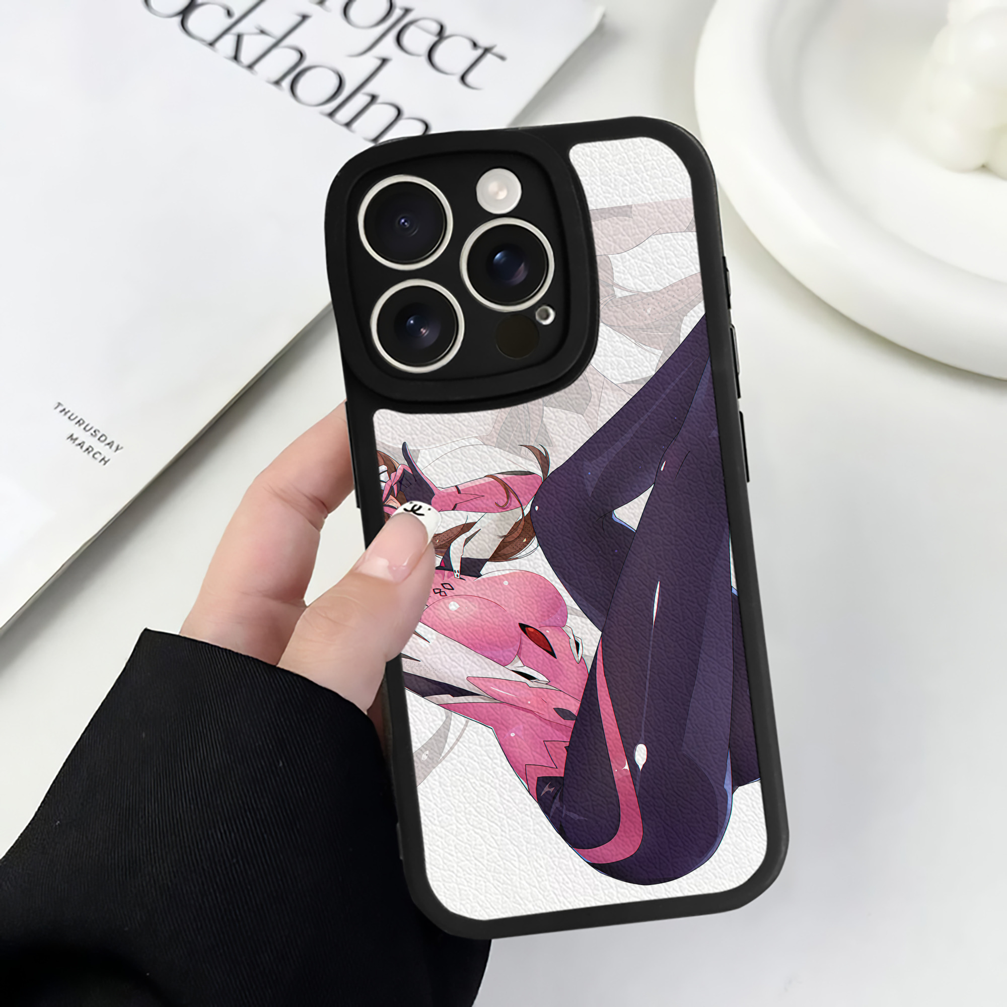 （画像用） EVA 新世紀エヴァンゲリオン 【iPhone 16シリーズ対応】シリコンスマホケース（レザー調） 材質：シリコン